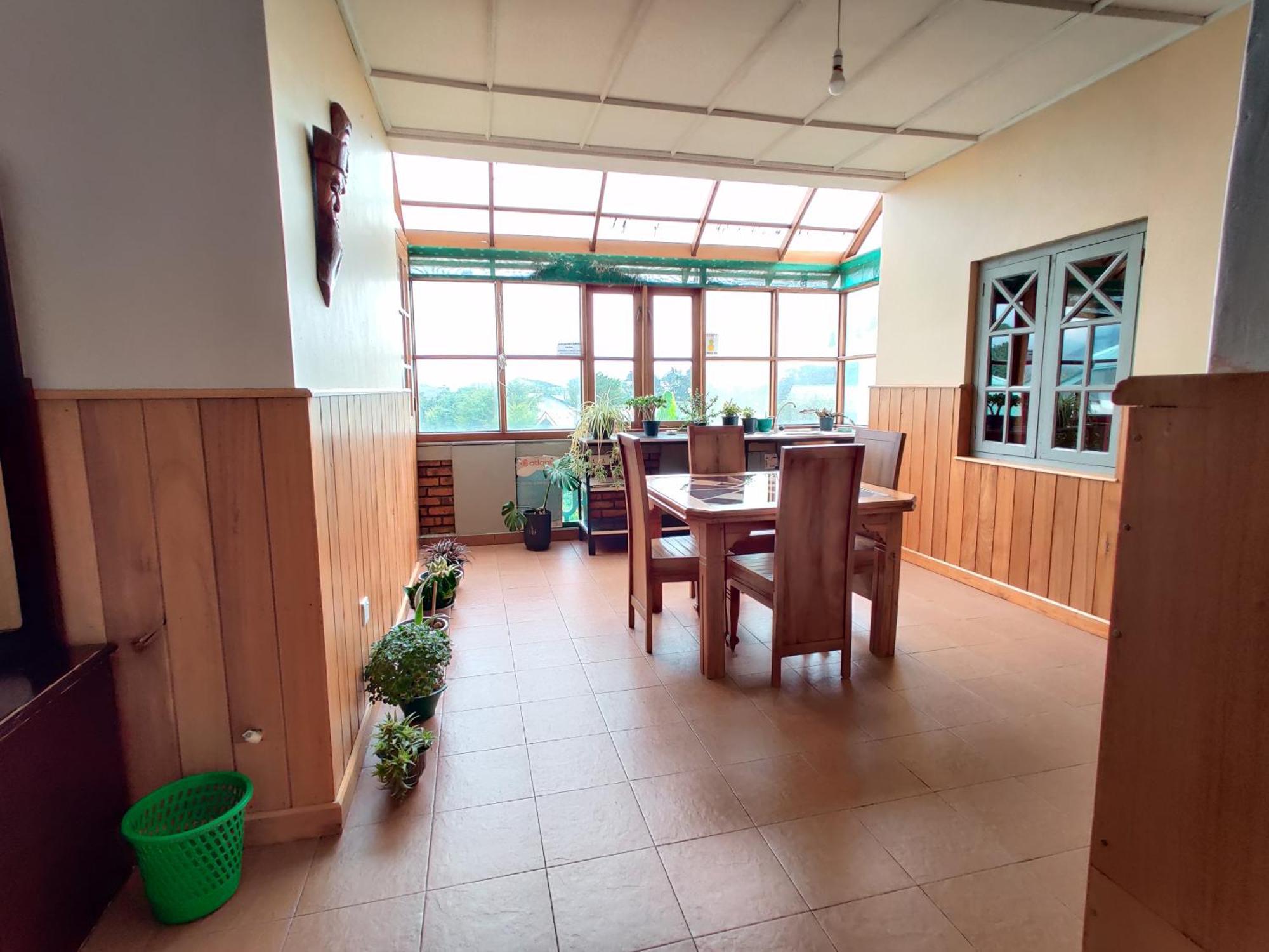 Carnation Rest Hotell Nuwara Eliya Exteriör bild